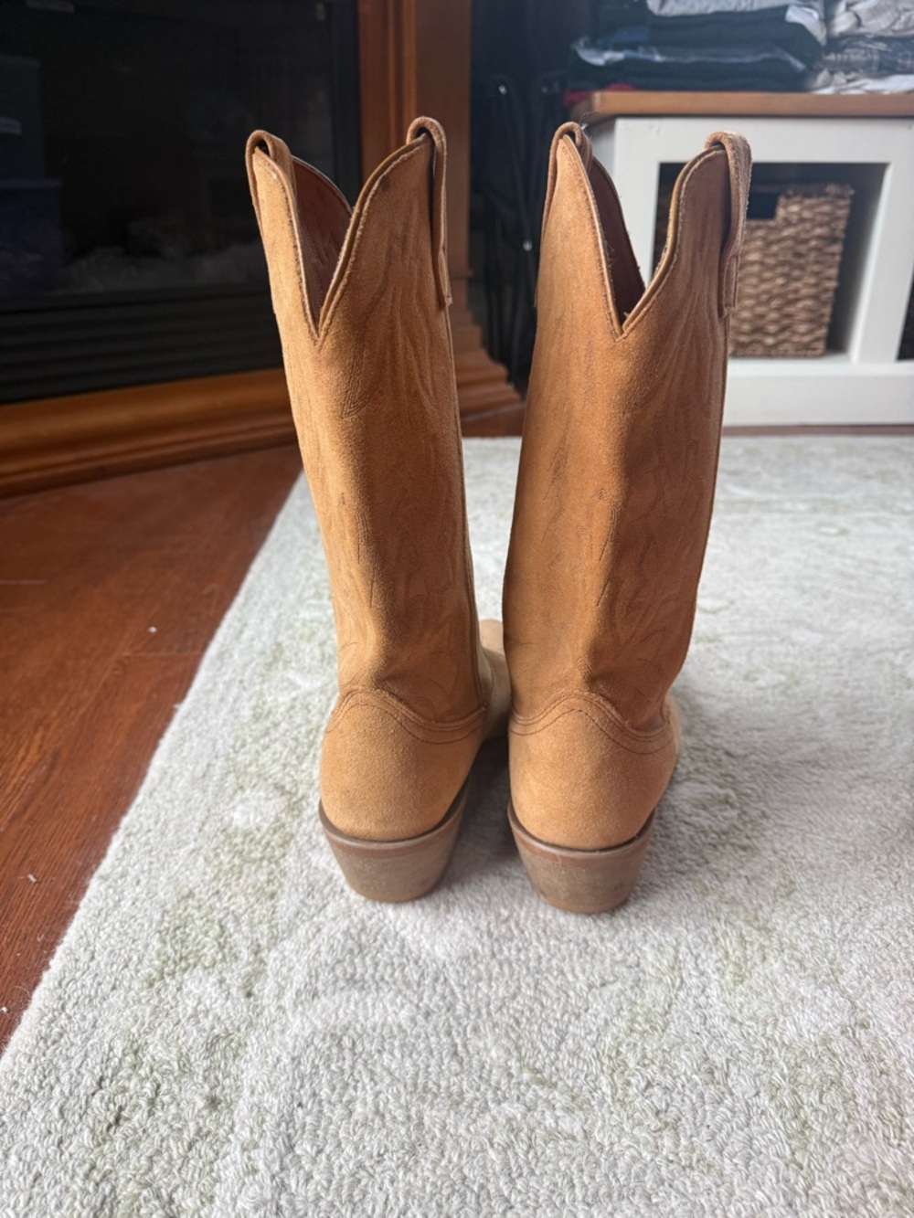 Laredo Tan Leather Cowboy Boots - Picture 4 of 7